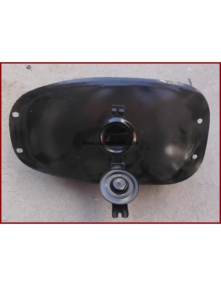 Deposito de Vespa 150 usado