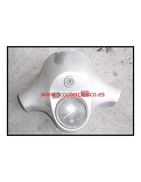 Velocimetro de Vespa 200 DN usado