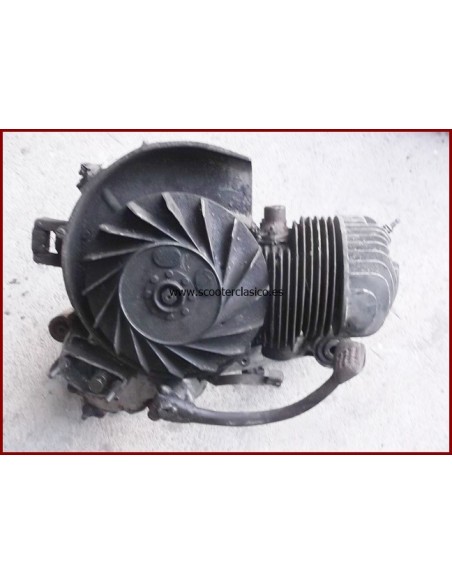 Motor Vespa 150 Sprint