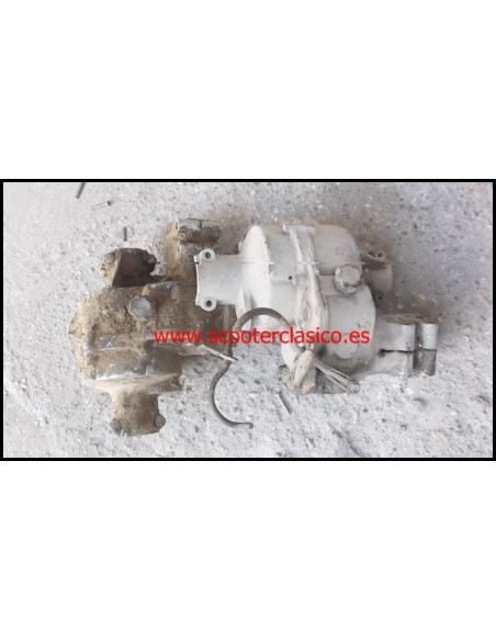 Caja reductora de Vespacarro